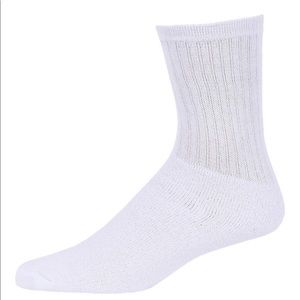 12 pack white crew sports socks size 10-13